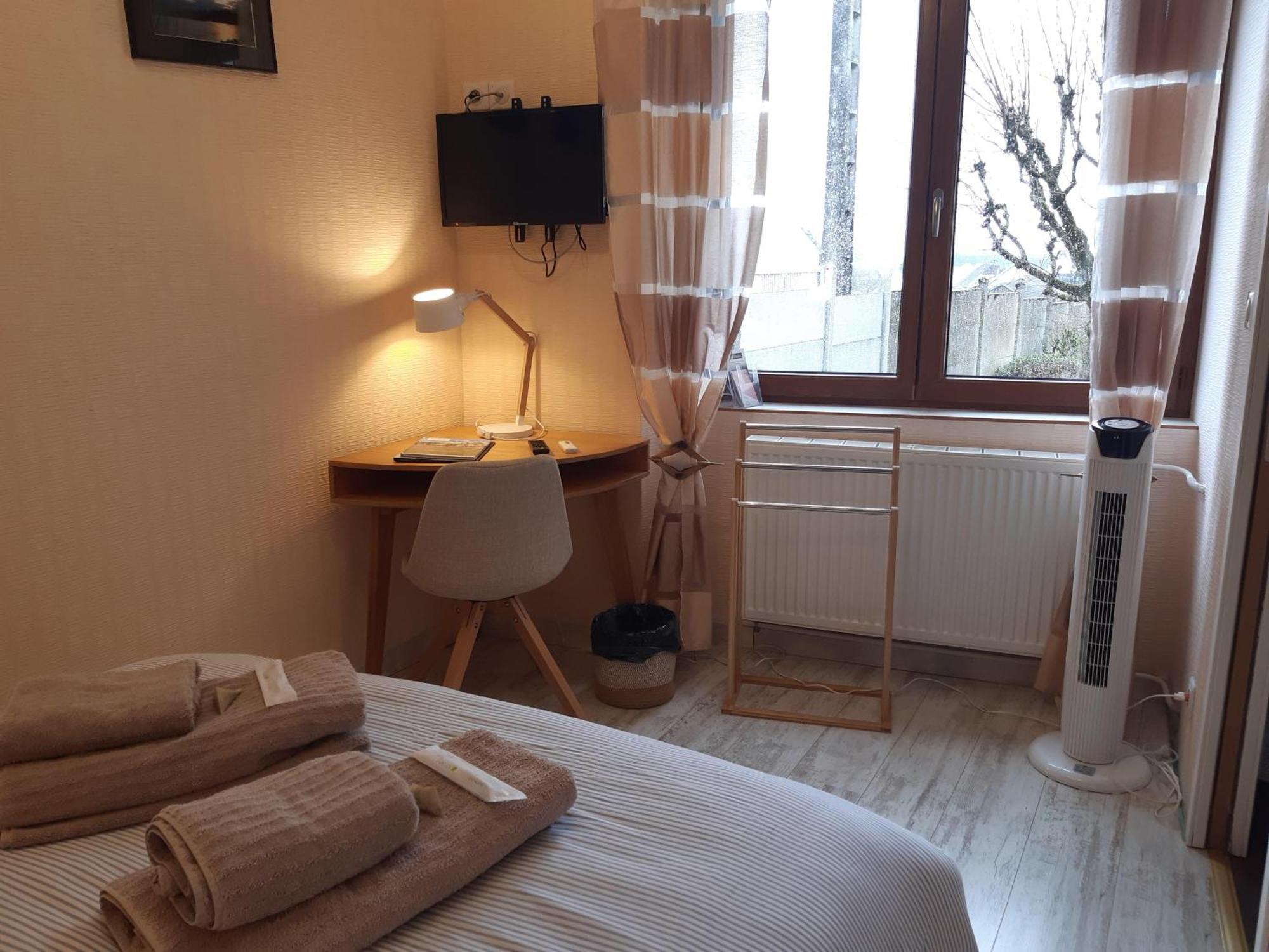 Au Bon Vivant Dampierre-sur-Salon Cameră foto
